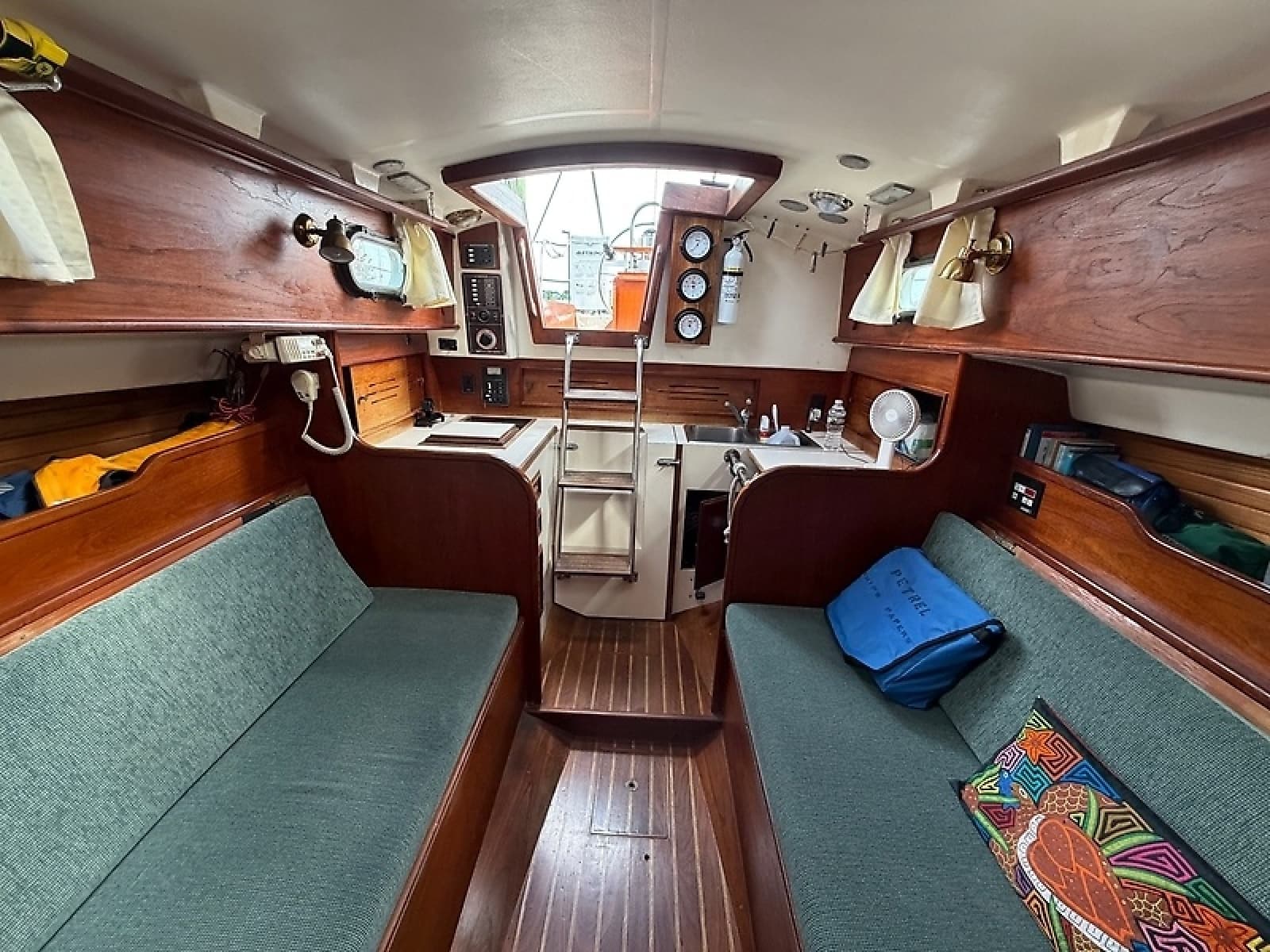 1986 Cape Dory  - Photo 14
