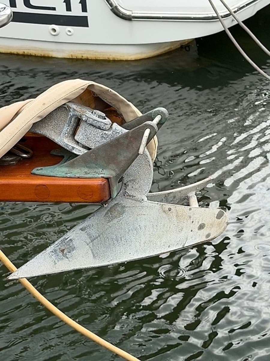 1986 Cape Dory  - Photo 21
