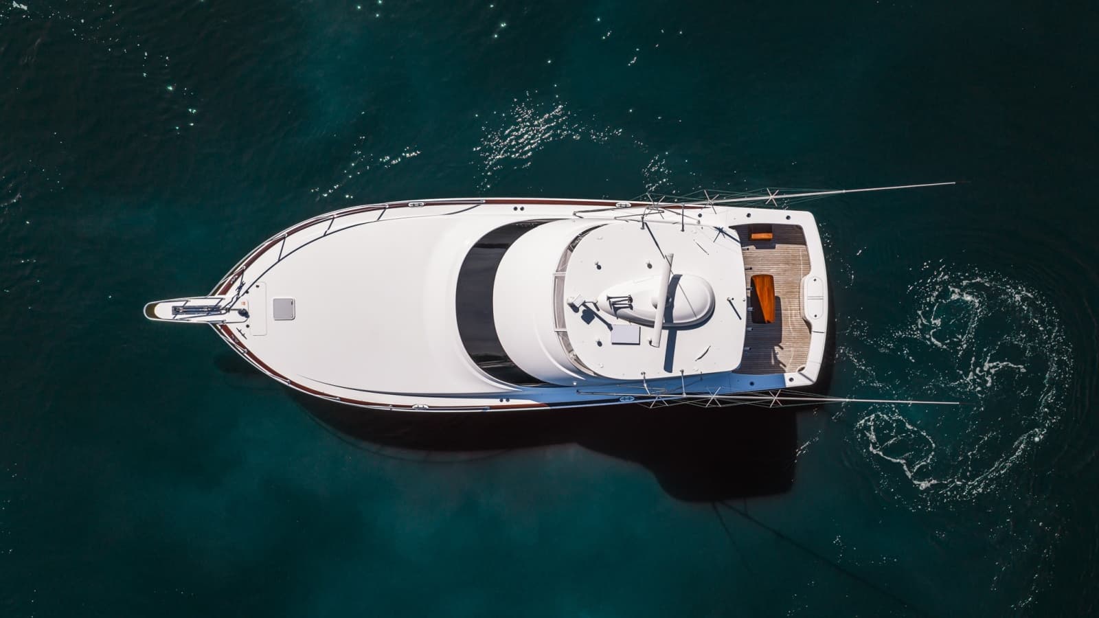 2022 Viking 48 Convertible - Photo 4