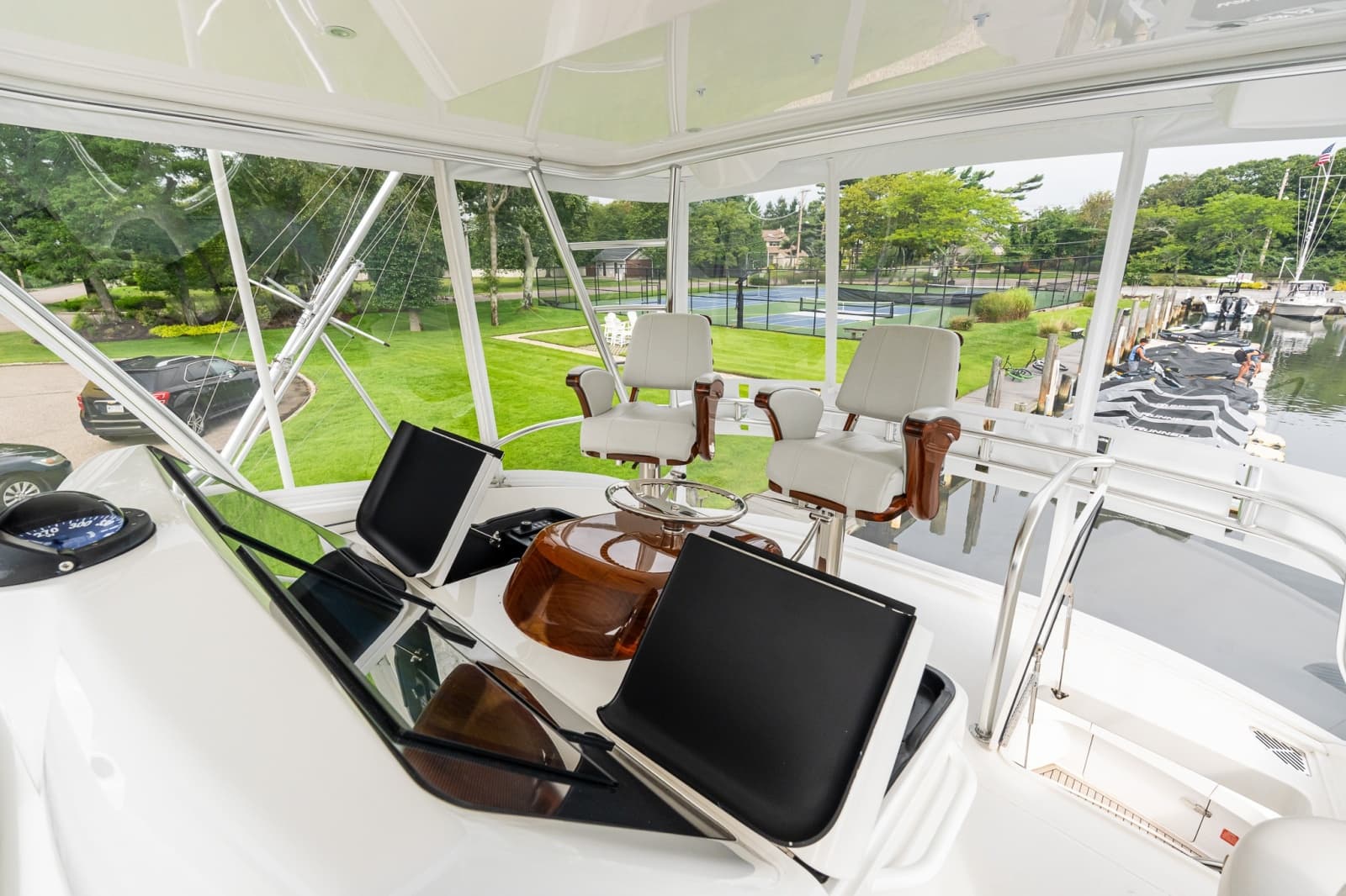 2022 Viking 48 Convertible - Photo 48