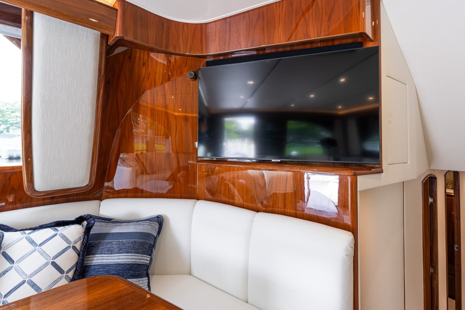 2022 Viking 48C - Photo 39