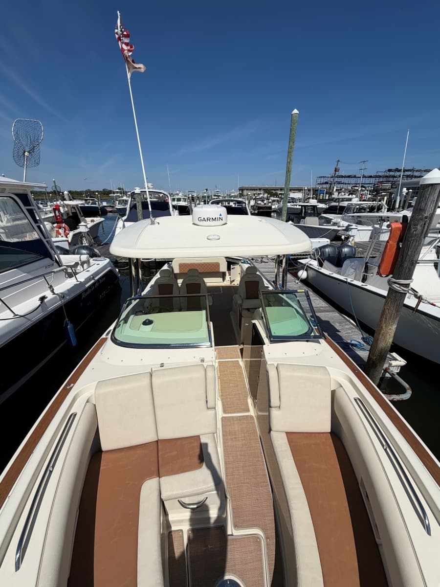 2018 Chris-Craft Calypso 30 - Photo 16
