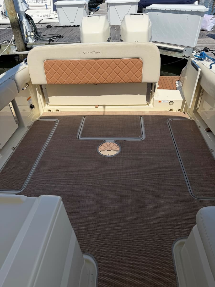2018 Chris-Craft Calypso 30 - Photo 8