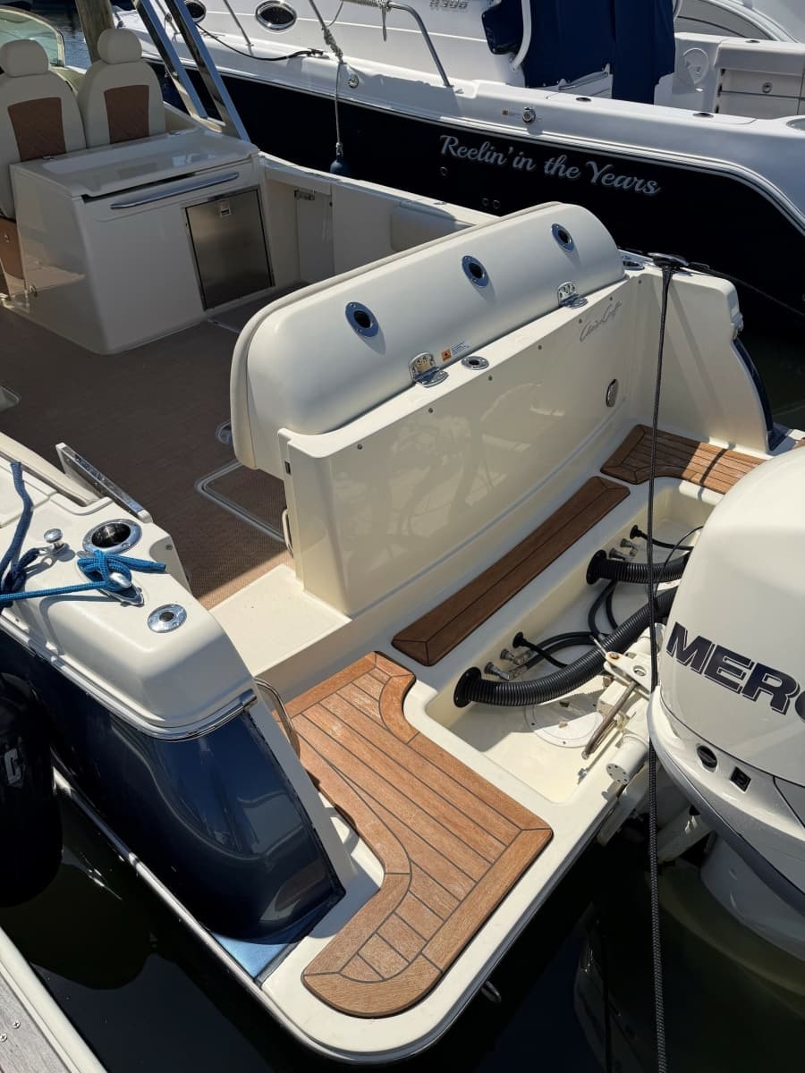 2018 Chris-Craft Calypso 30 - Photo 7