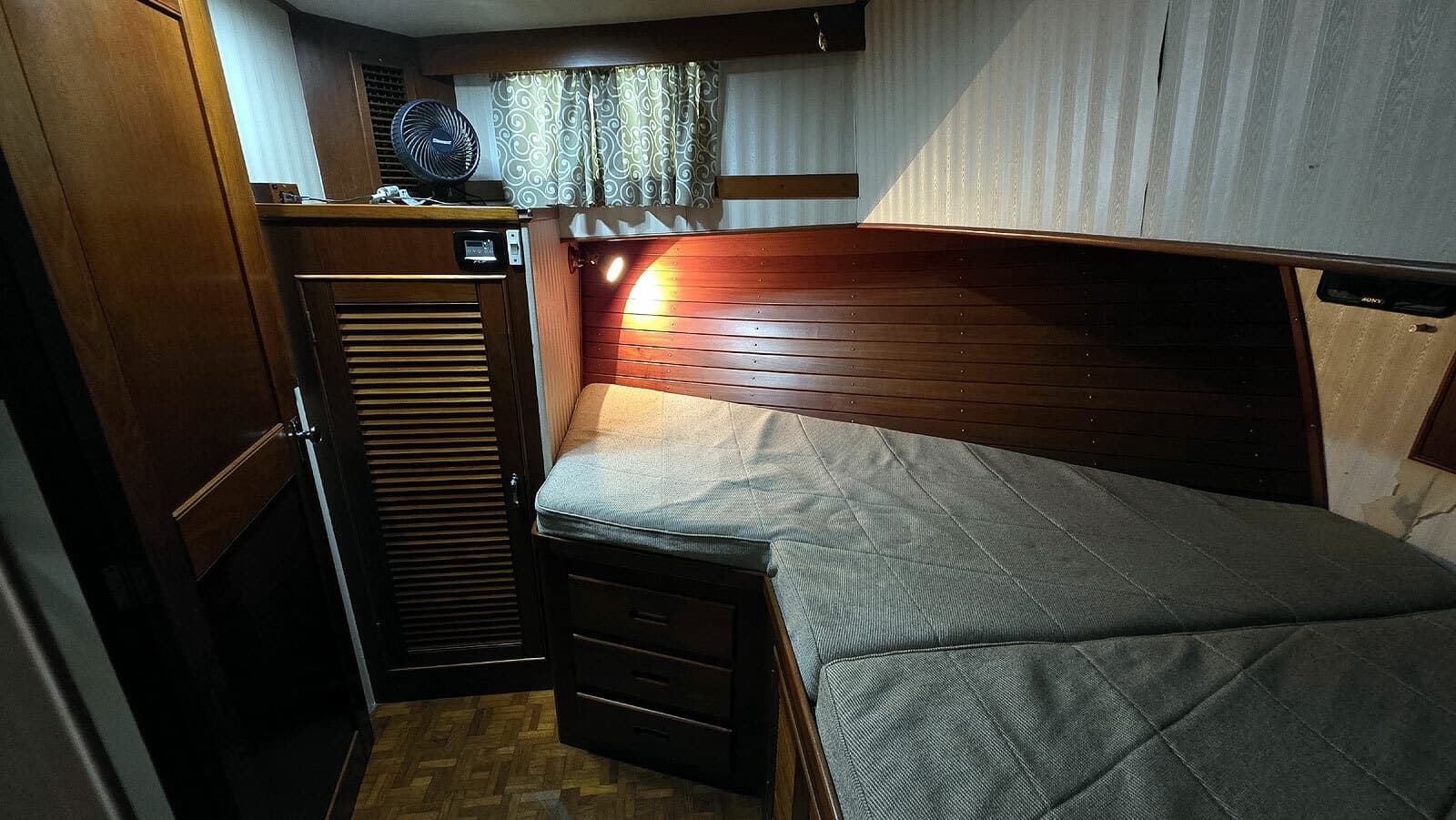 1988 Grand Banks 46 Classic - Photo 21