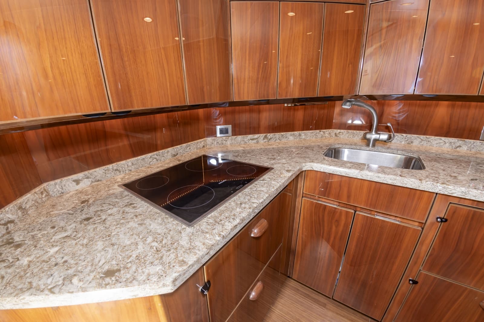 2018 Viking Sport Tower - Photo 28
