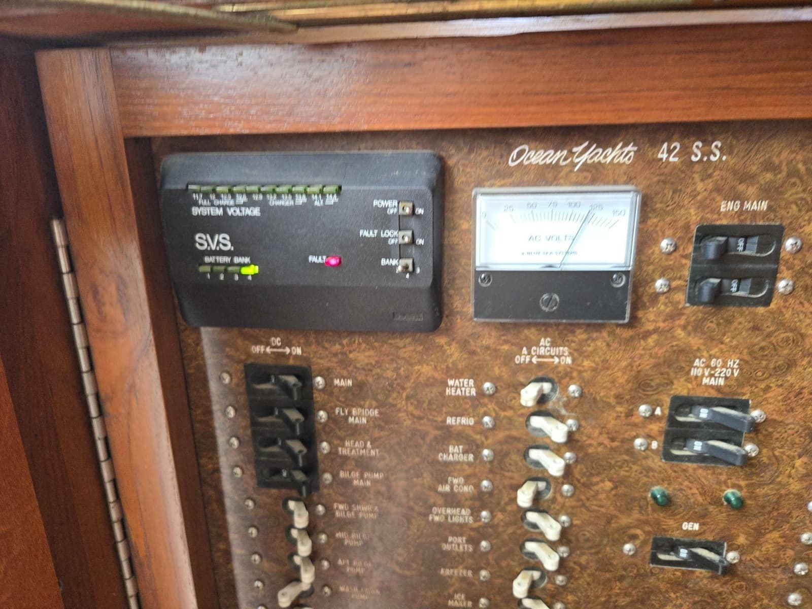 1982 Ocean Yachts SS - Photo 10