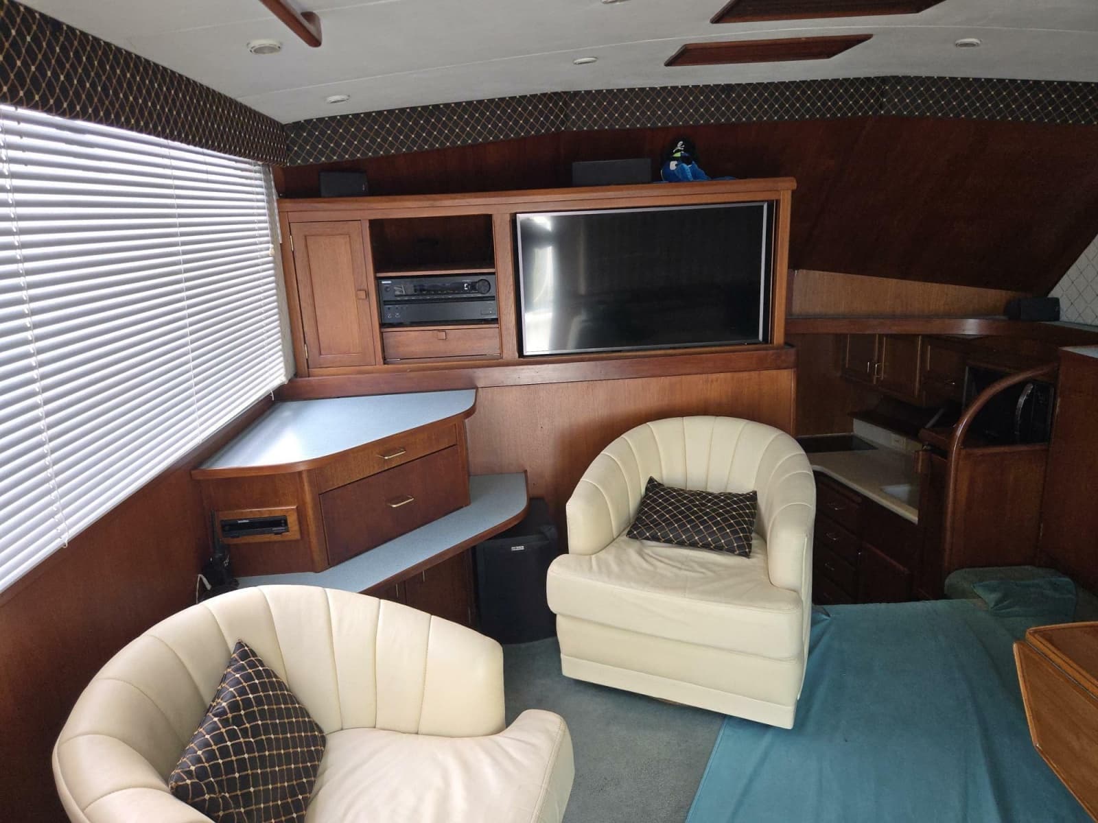 1982 Ocean Yachts SS - Photo 45