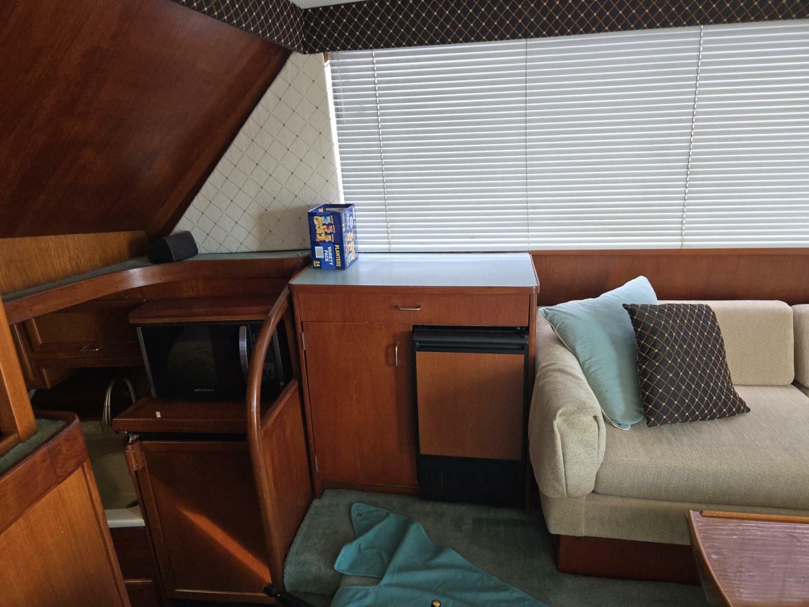 1982 Ocean Yachts SS - Photo 26
