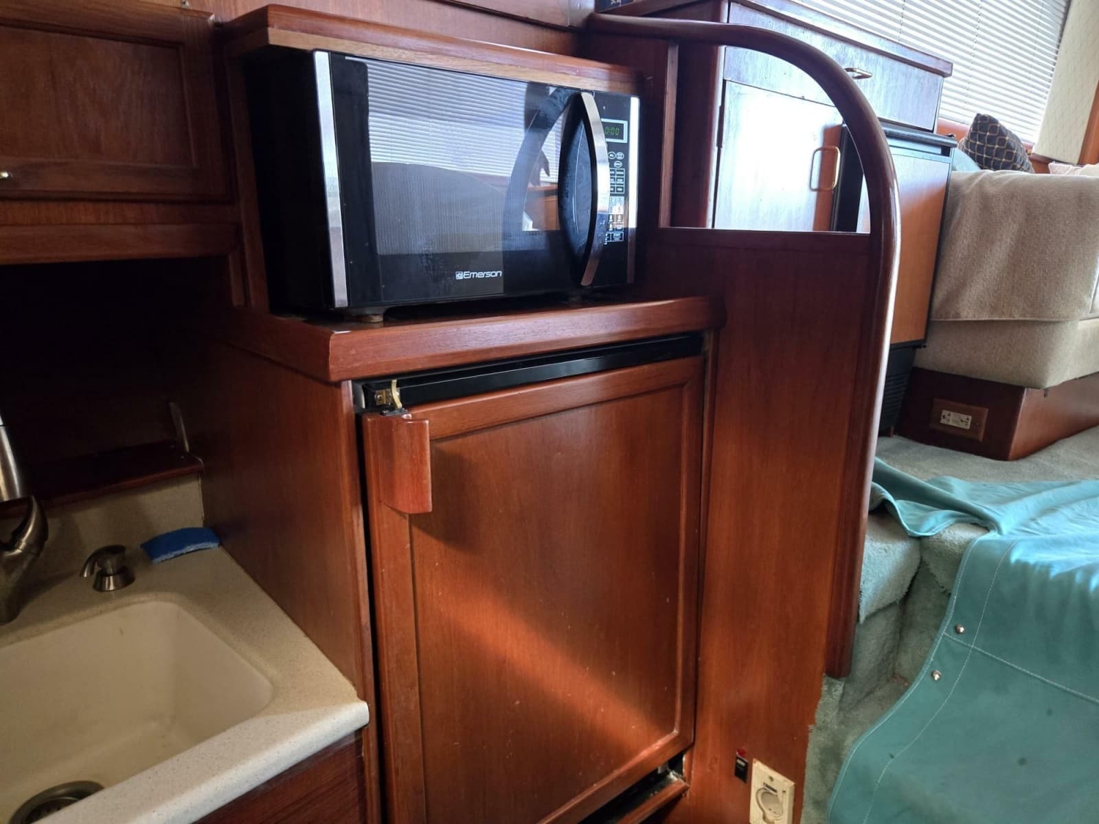 1982 Ocean Yachts SS - Photo 21