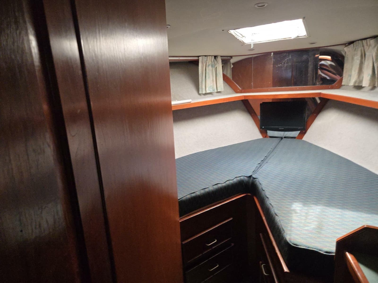 1982 Ocean Yachts SS - Photo 25