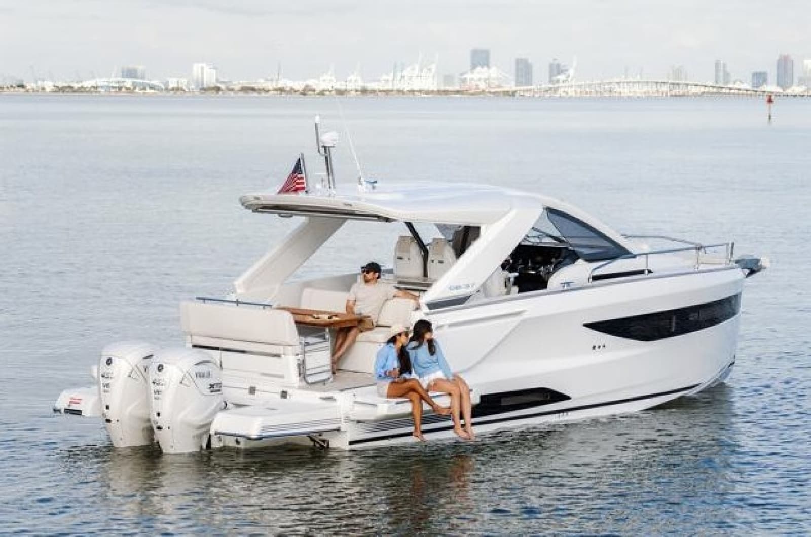 2026 Jeanneau DB37 - Photo 4
