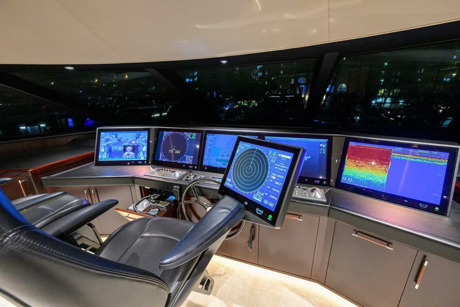2019 Westport Raised Pilothouse - Photo 31