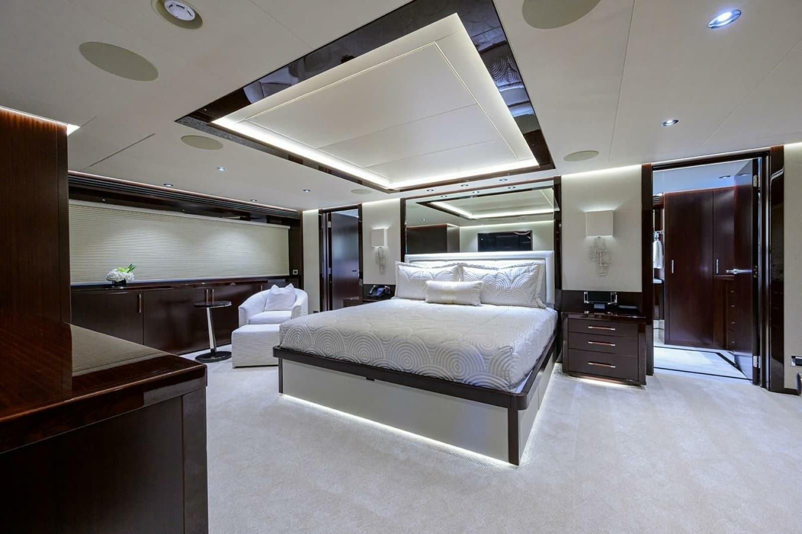 2019 Westport Raised Pilothouse - Photo 16