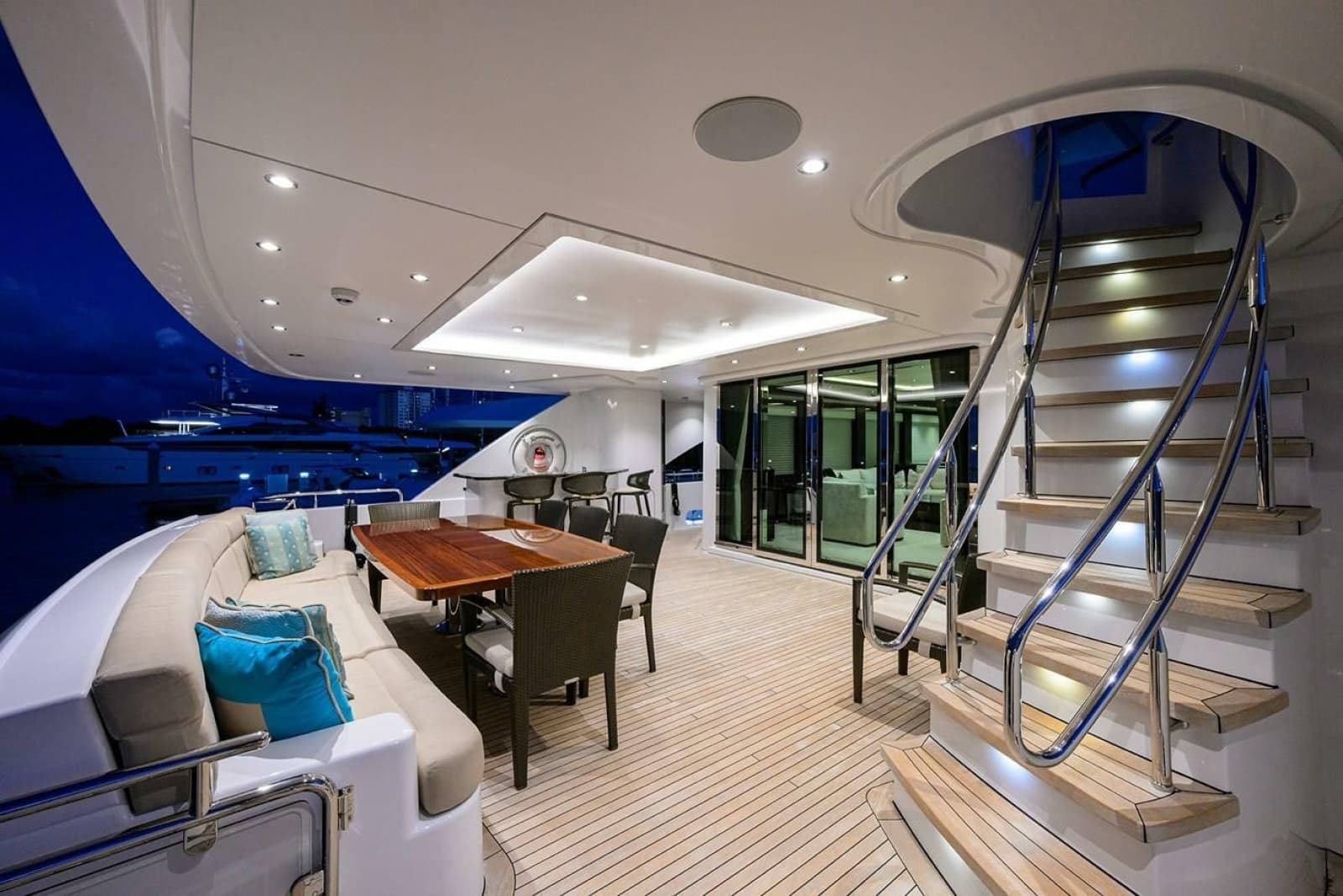 2019 Westport Raised Pilothouse - Photo 3