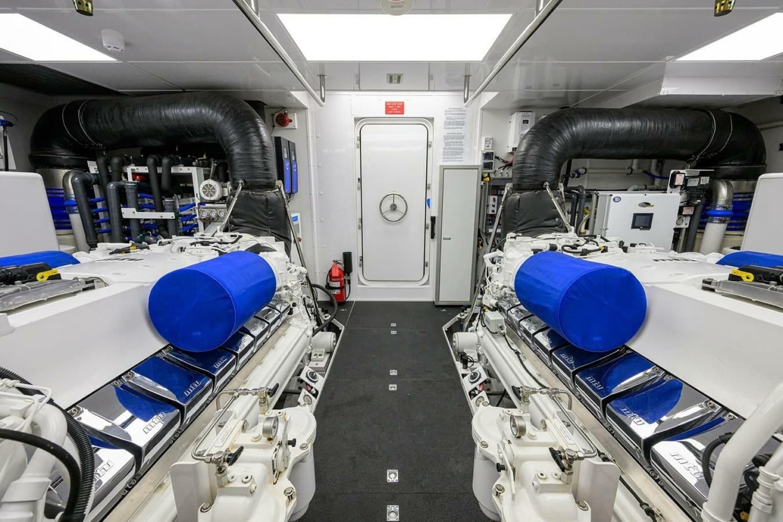 2019 Westport Raised Pilothouse - Photo 51