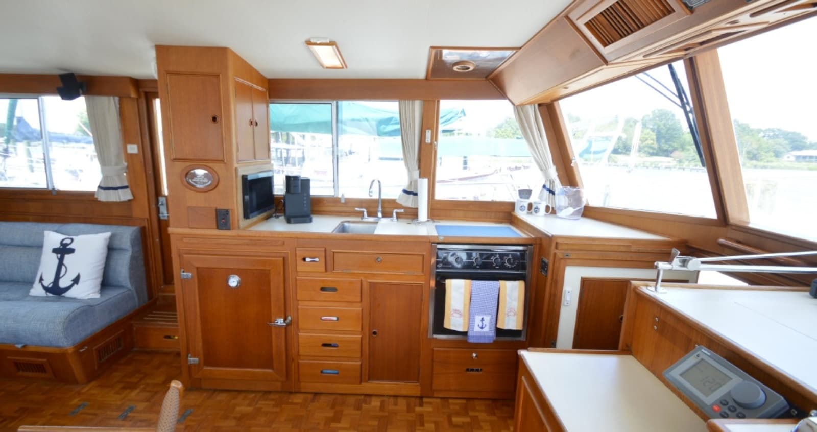 1196 Grand Banks 42 Classic - Photo 16