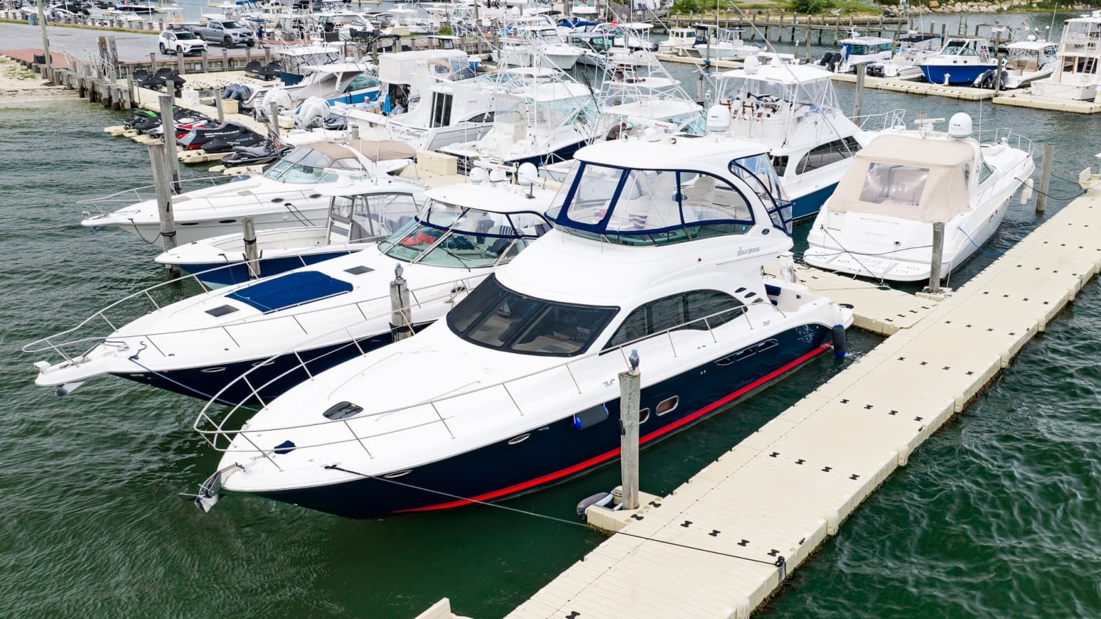 2006 Sea Ray 52 Sedan Bridge - Photo 2