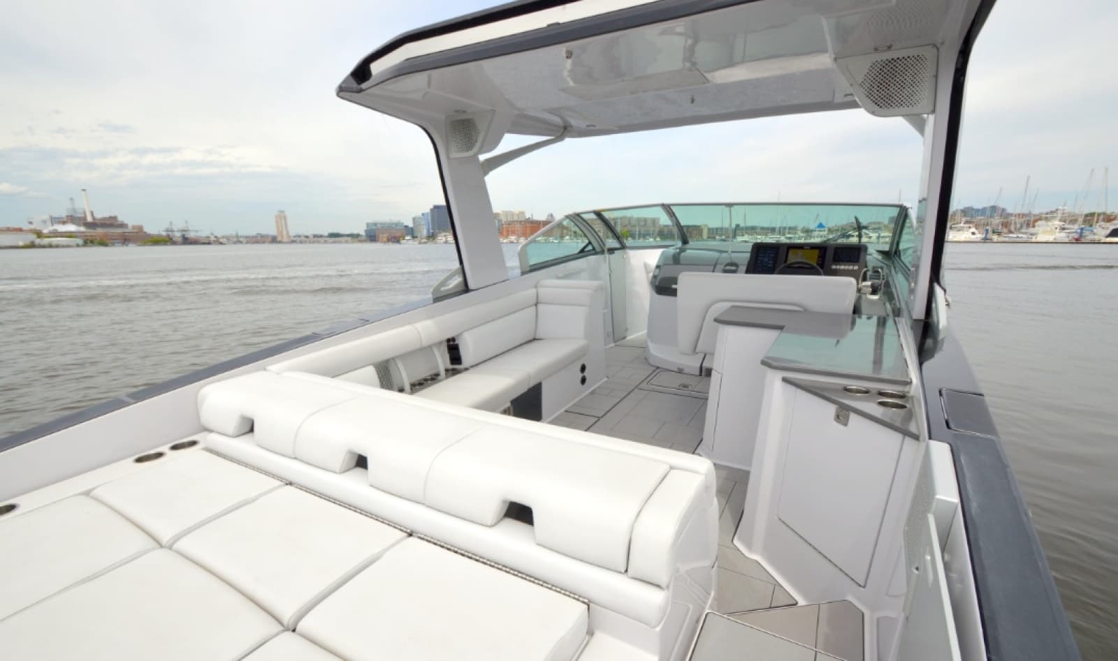 2023 Aviara AV 32 - Photo 4