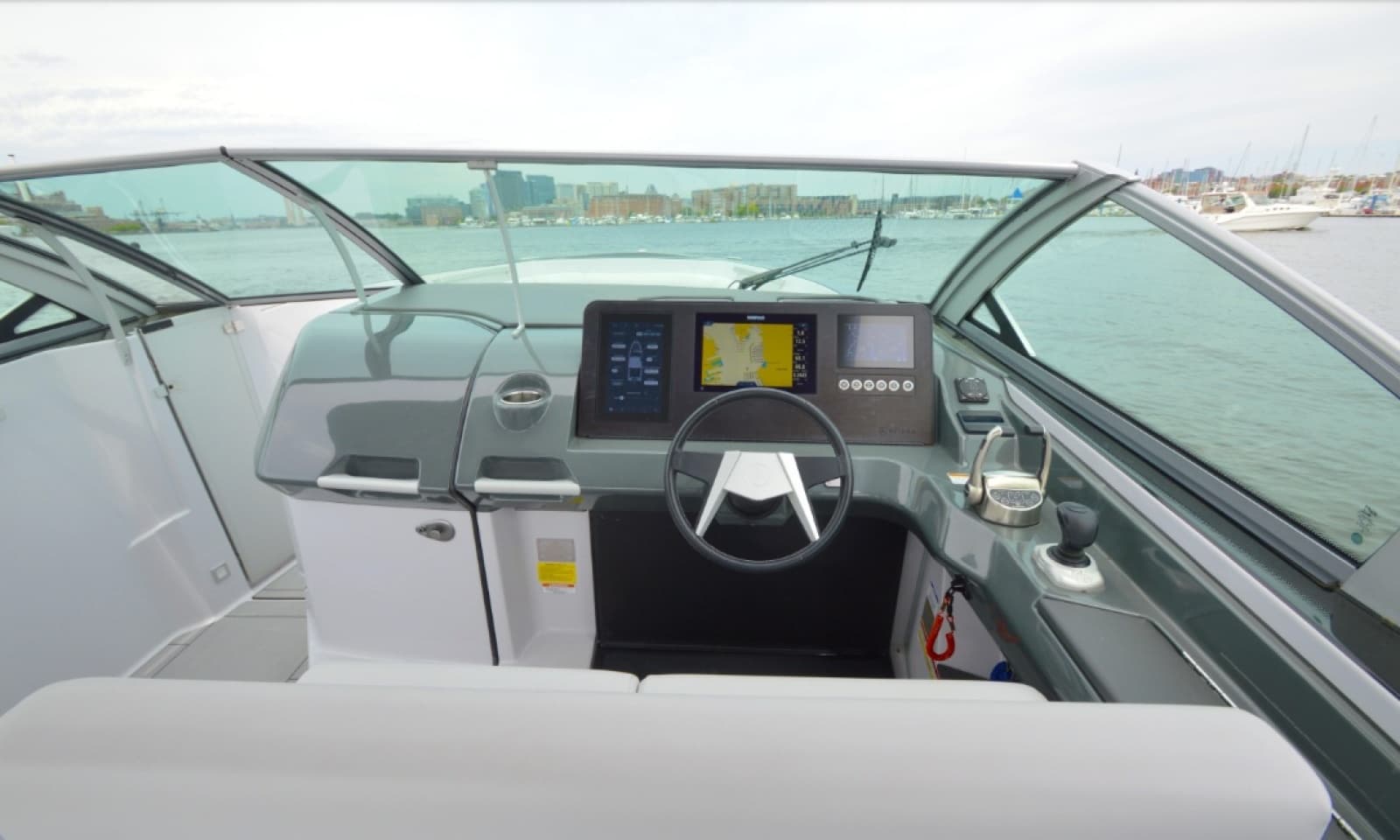 2023 Aviara AV 32 - Photo 16