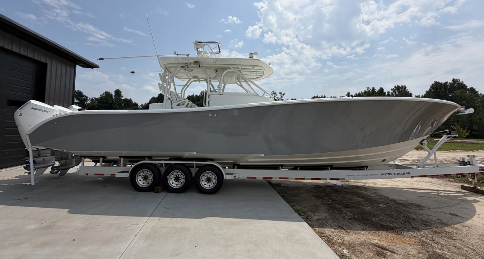 2012 Yellowfin 42 Offshore - Photo 2