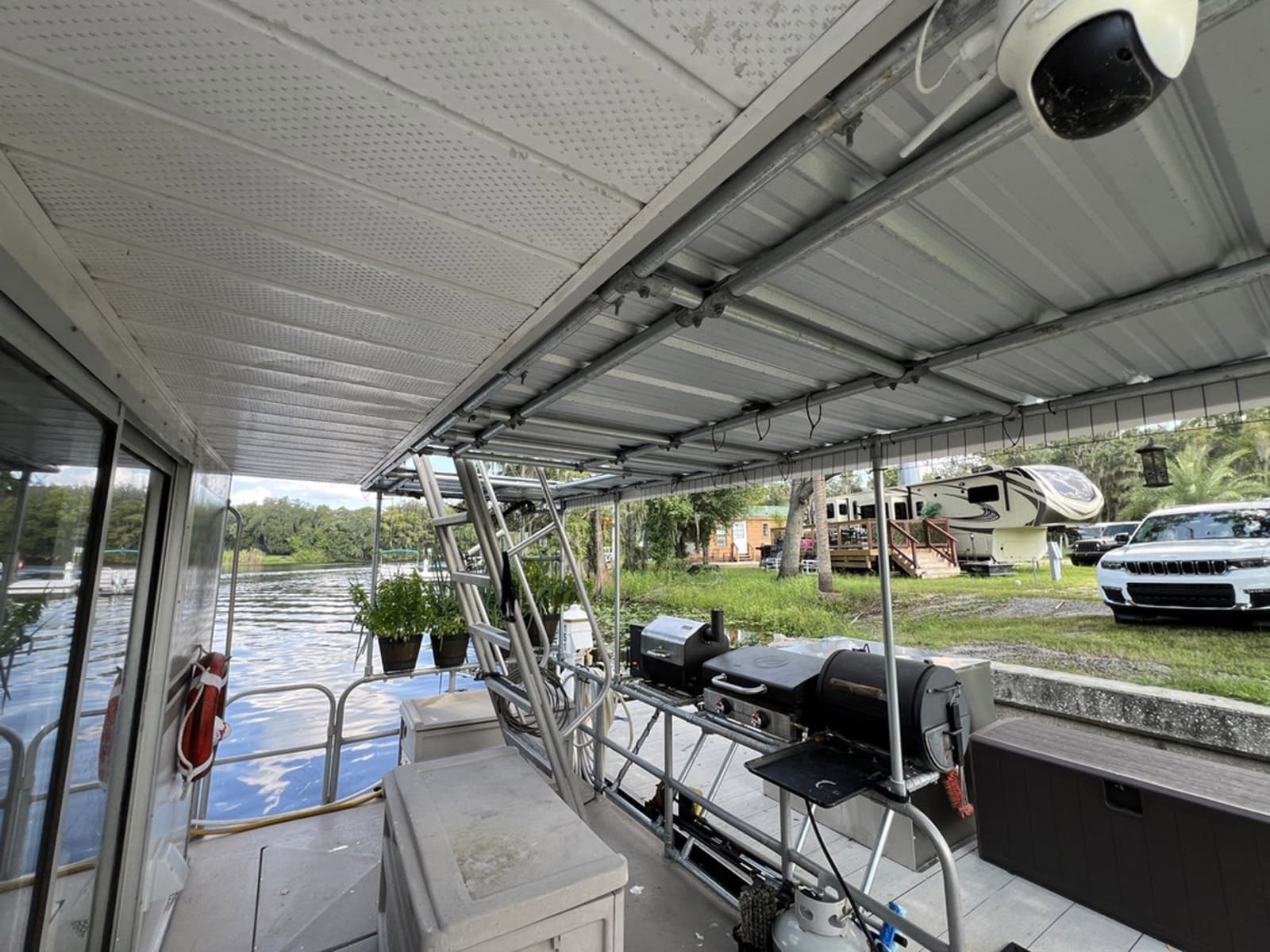 1988 Leisurecraft House Boat - Photo 4