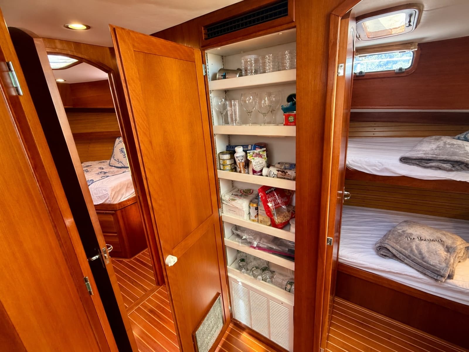 1999 Alden 40 Express - Photo 42