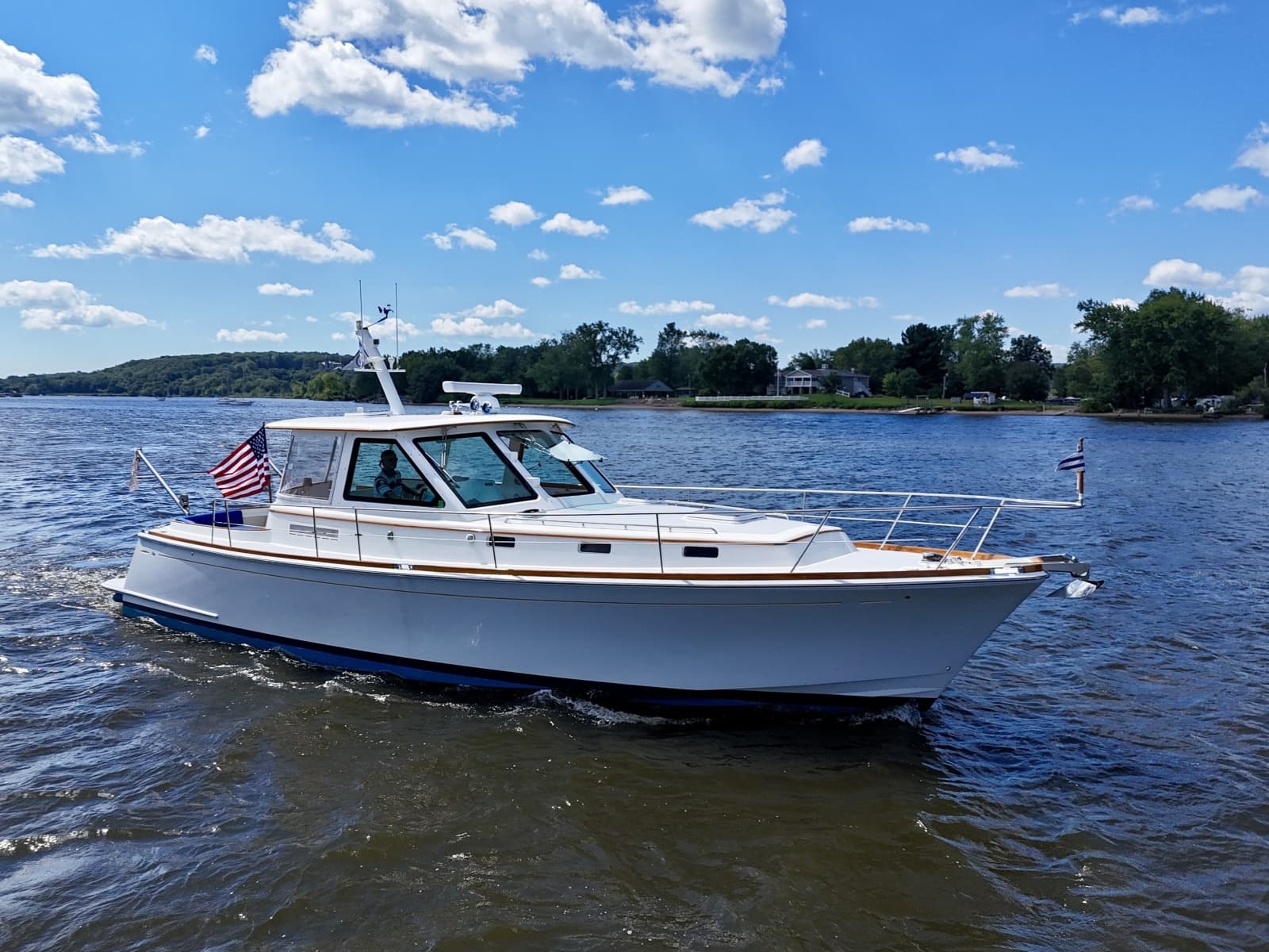 1999 Alden 40 Express - Photo 2