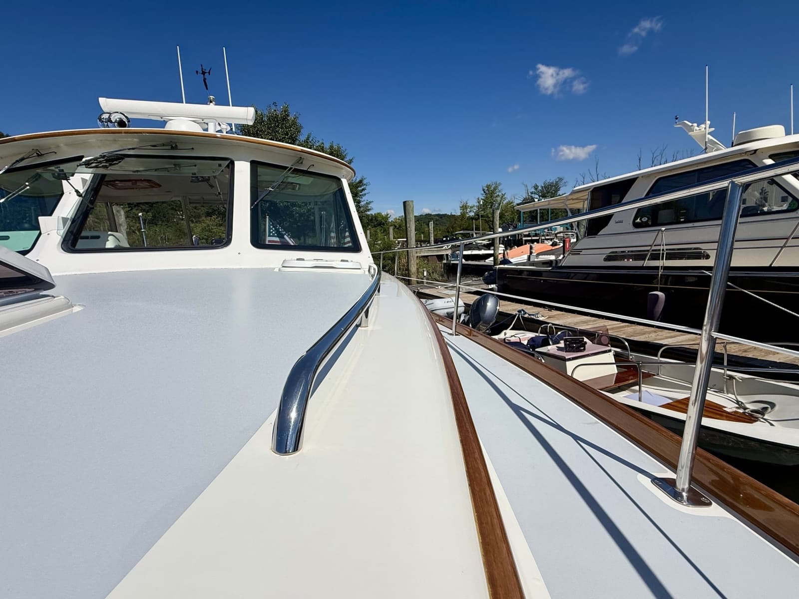 1999 Alden 40 Express - Photo 28