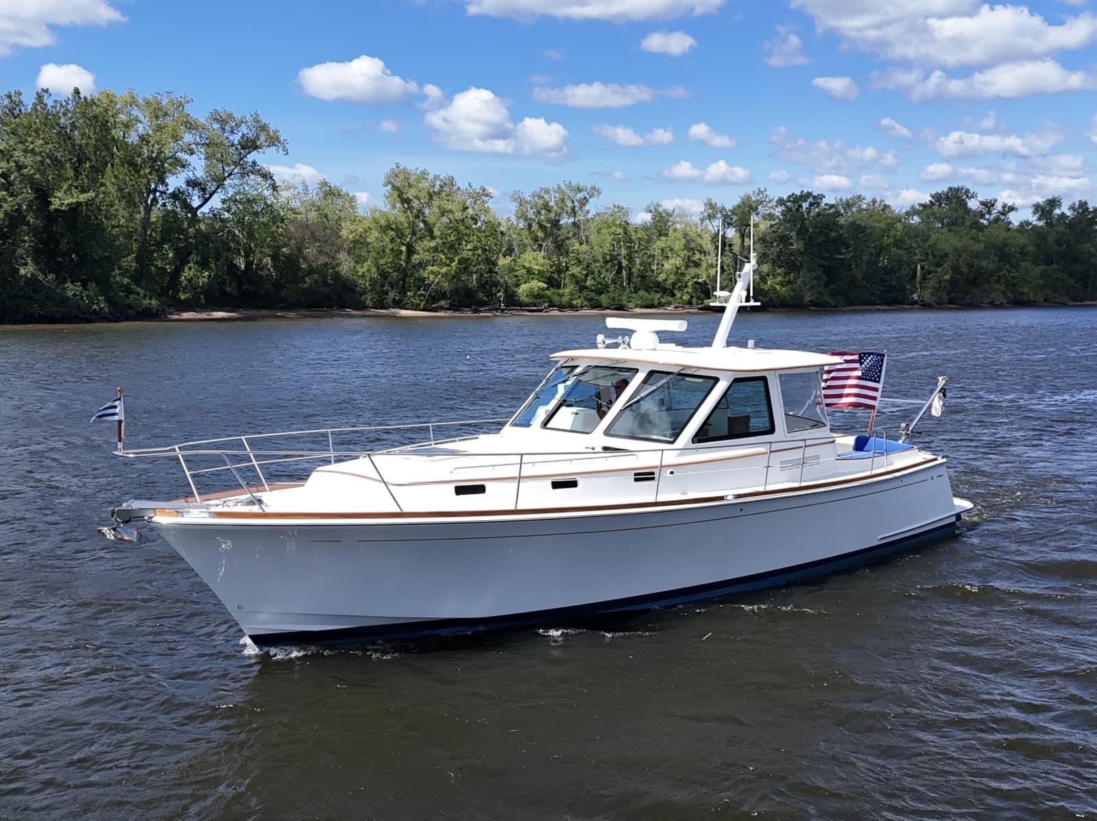 1999 Alden 40 Express - Photo 1
