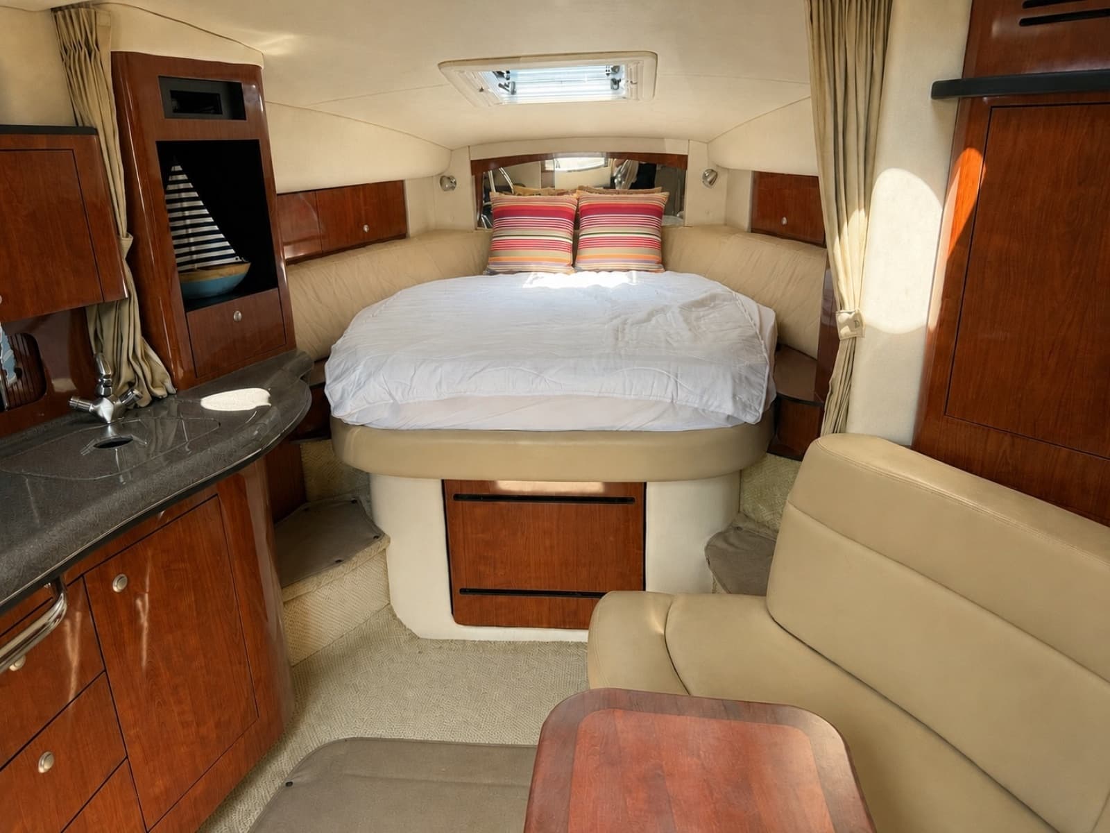 2007 Sea Ray Sundancer 320 - Photo 12