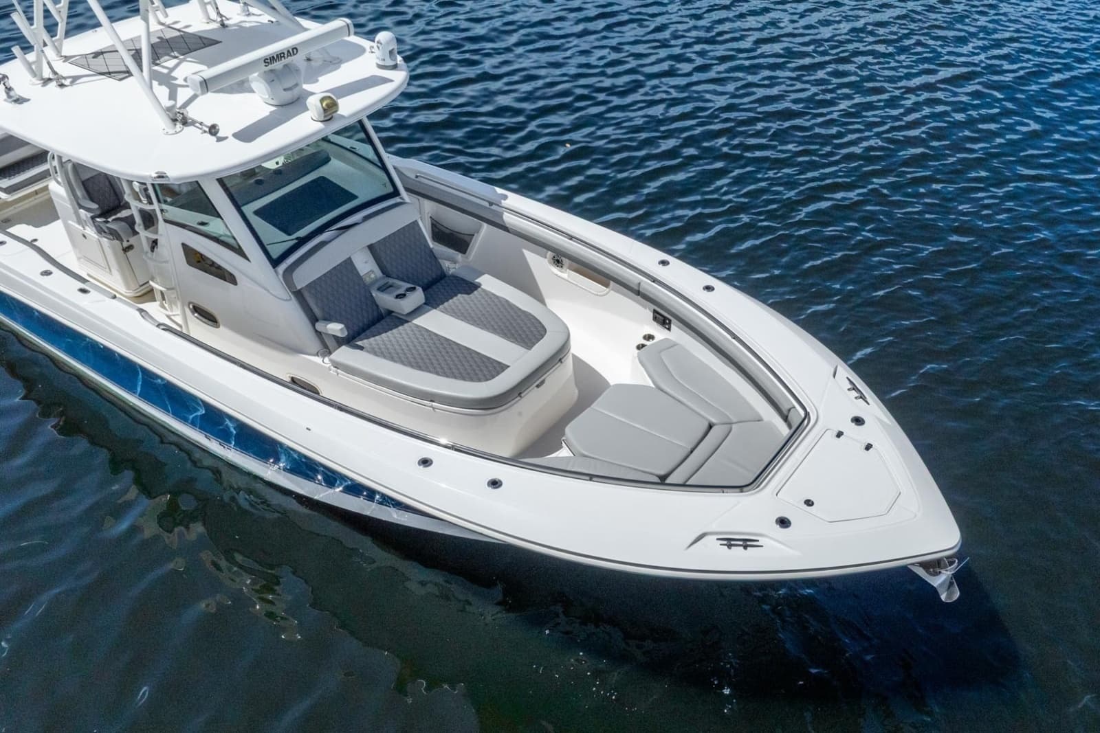 2011 Boston Whaler  - Photo 7