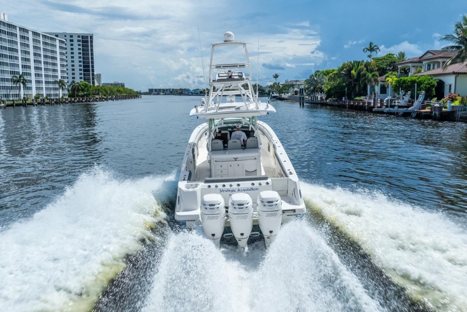 2011 Boston Whaler  - Photo 18