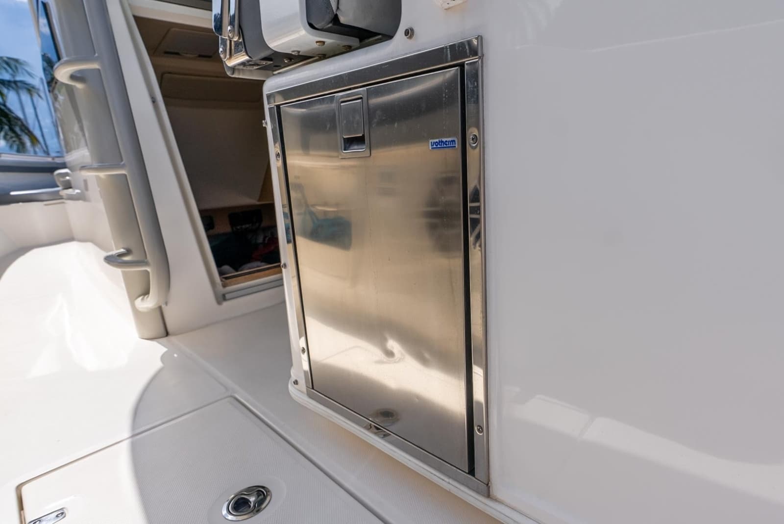 2011 Boston Whaler  - Photo 39