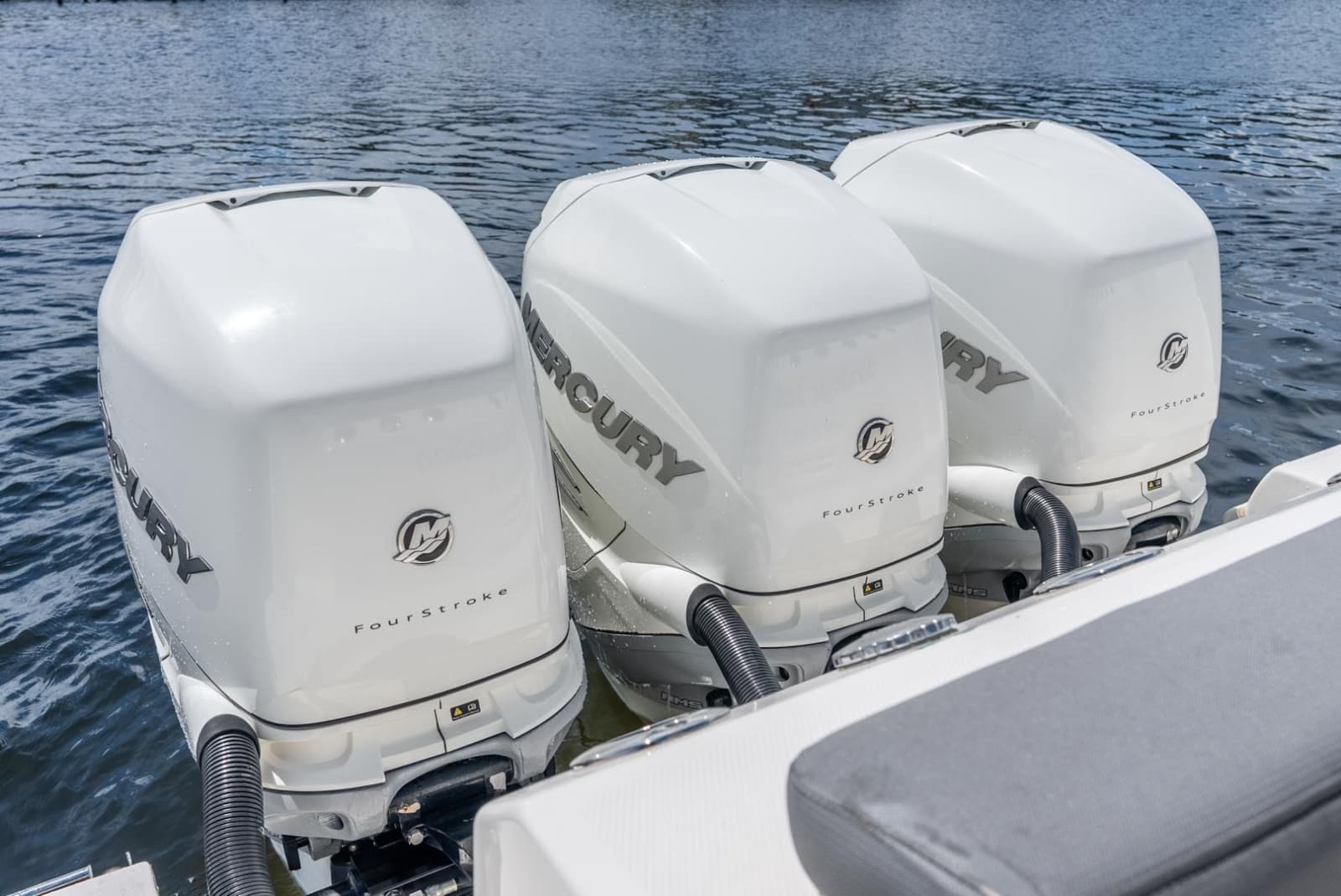 2011 Boston Whaler  - Photo 59