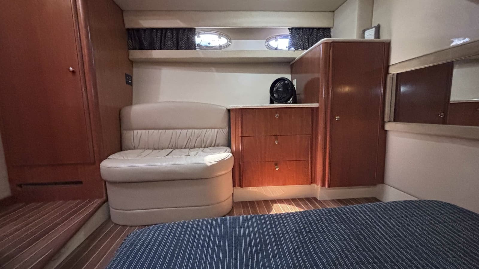 2003 Meridian 411 Sedan - Photo 68