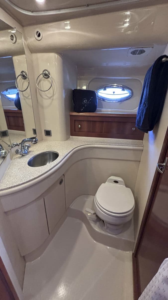 2003 Meridian 411 Sedan - Photo 72