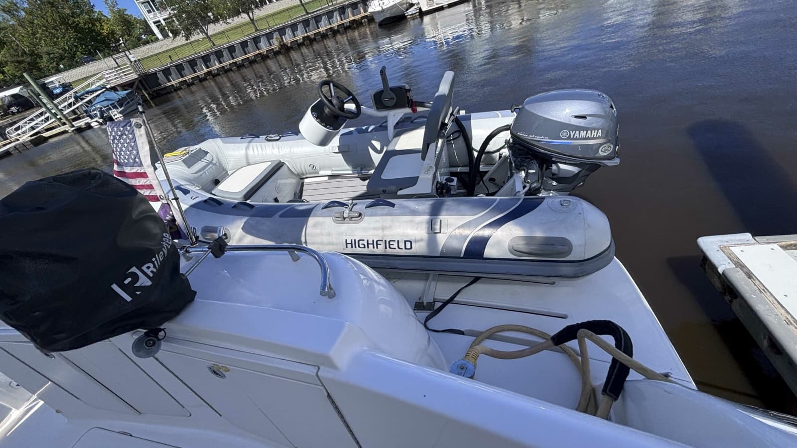 2003 Meridian 411 Sedan - Photo 15