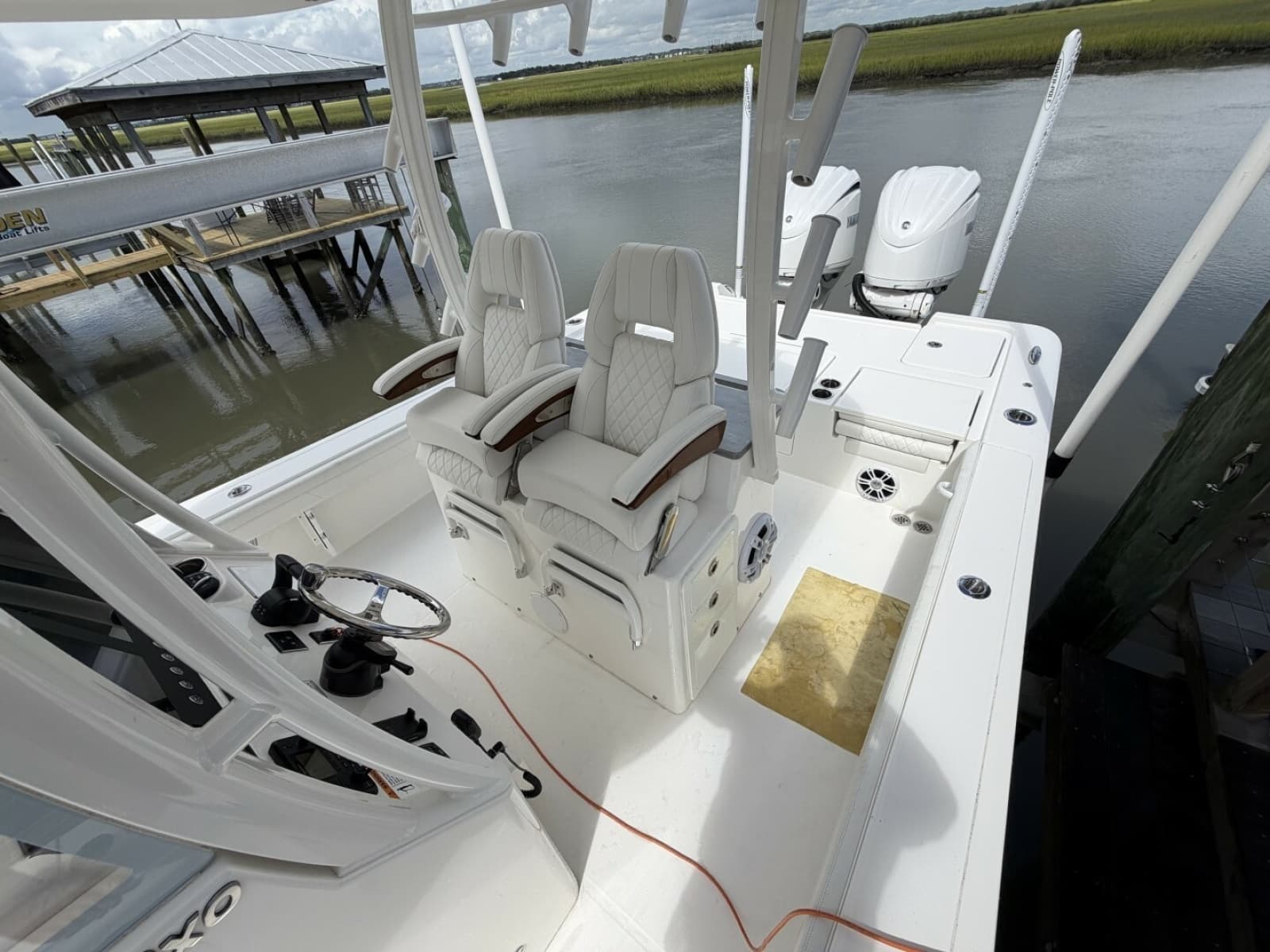 2024 Regulator 30XO - Photo 24
