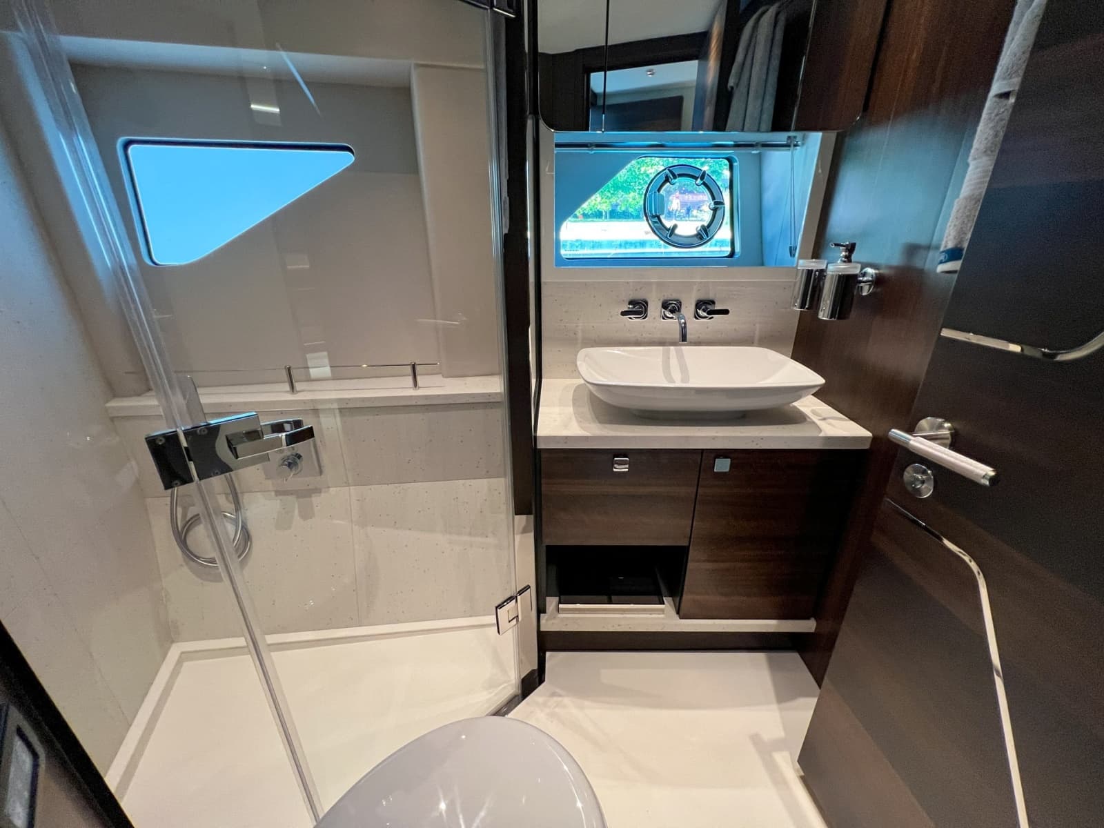 2023 Sunseeker Predator 65 - Photo 88