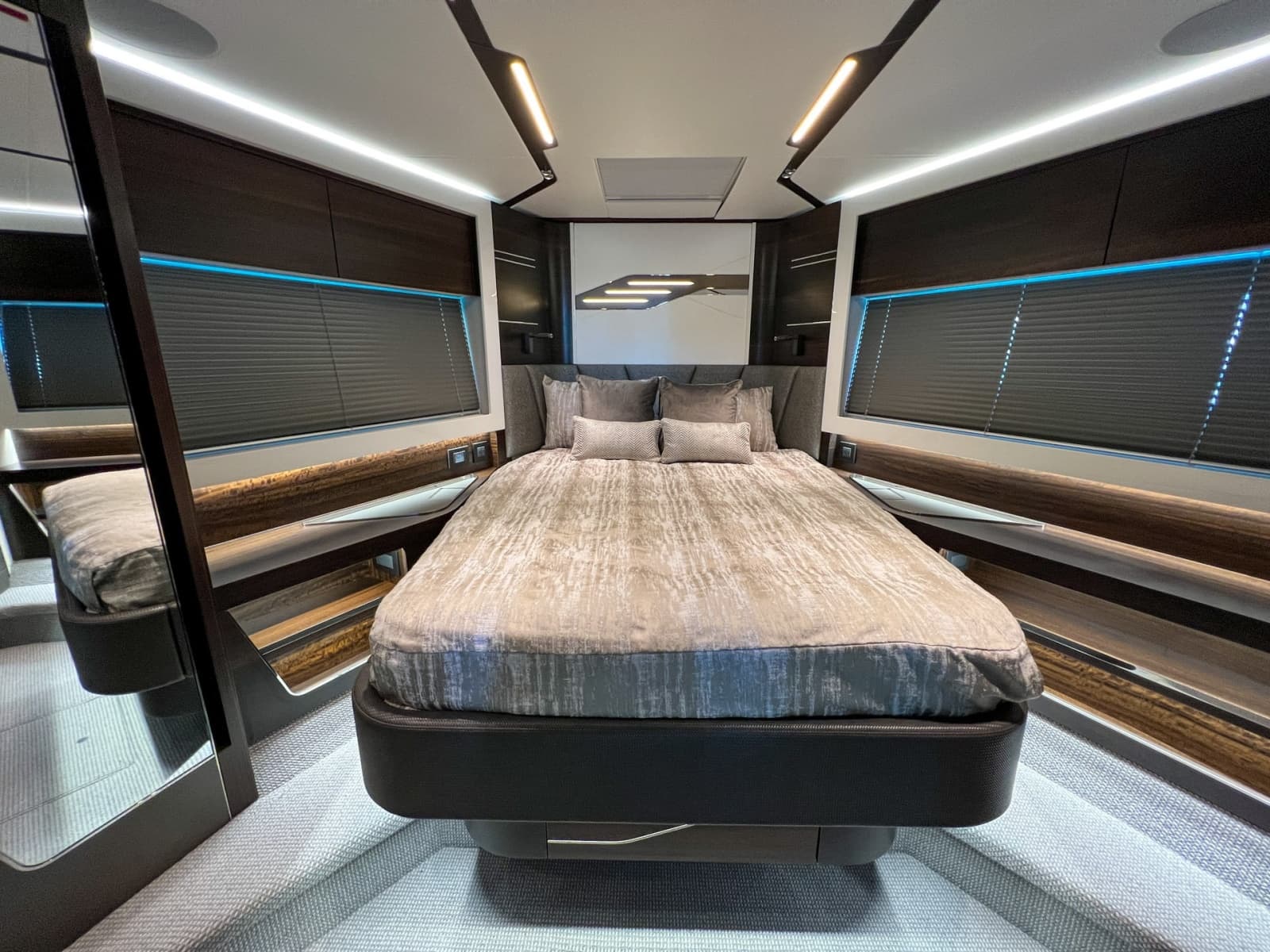 2023 Sunseeker Predator 65 - Photo 74