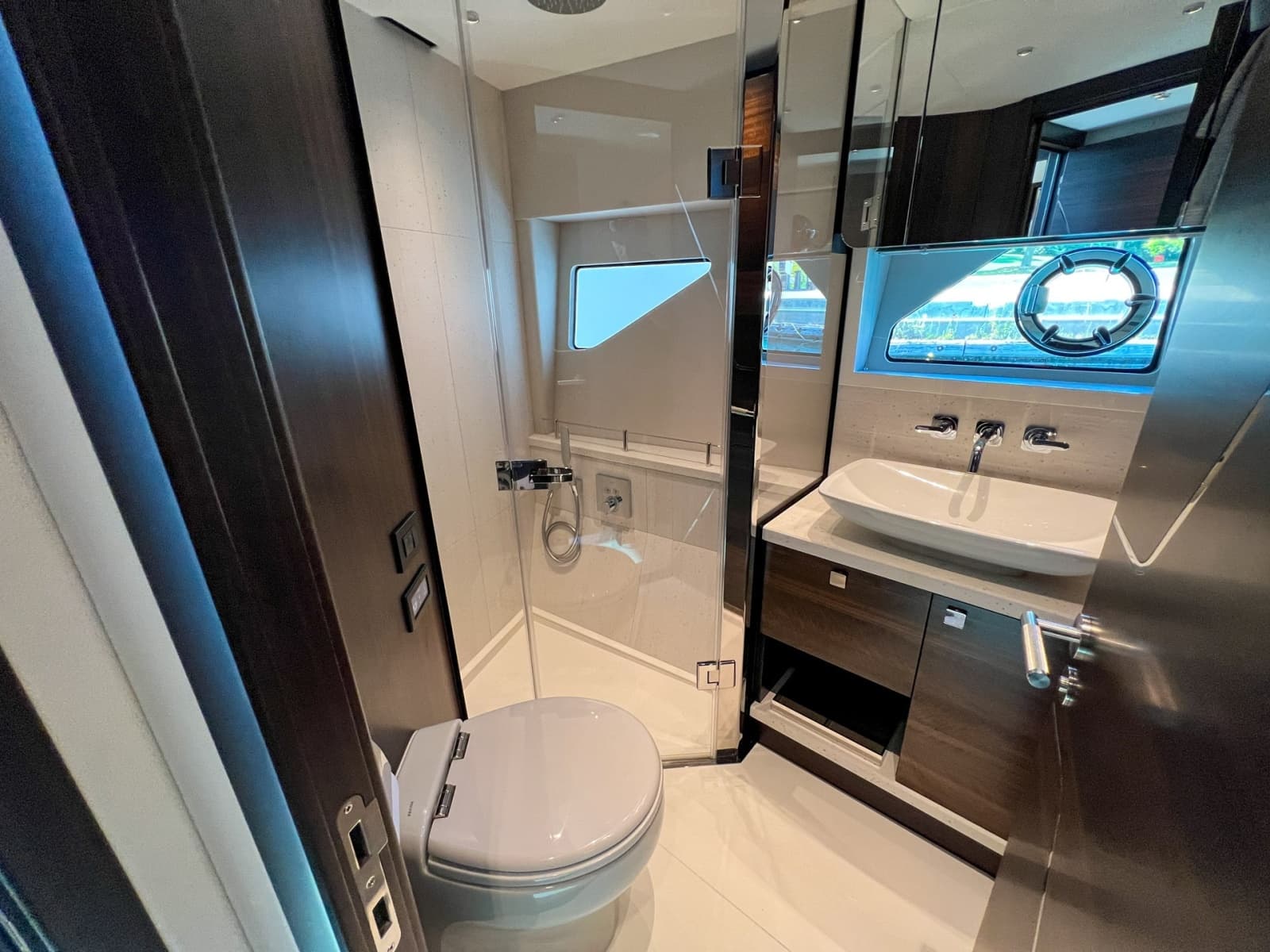 2023 Sunseeker Predator 65 - Photo 89