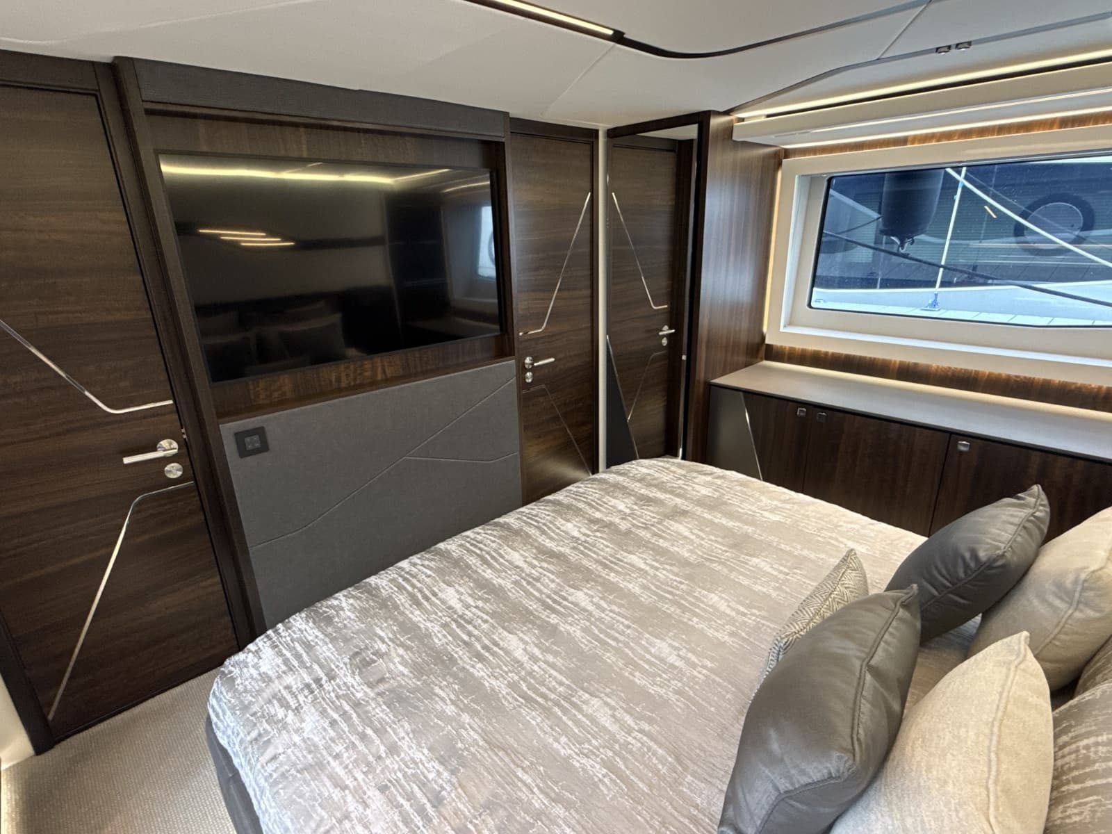 2023 Sunseeker Predator 65 - Photo 56
