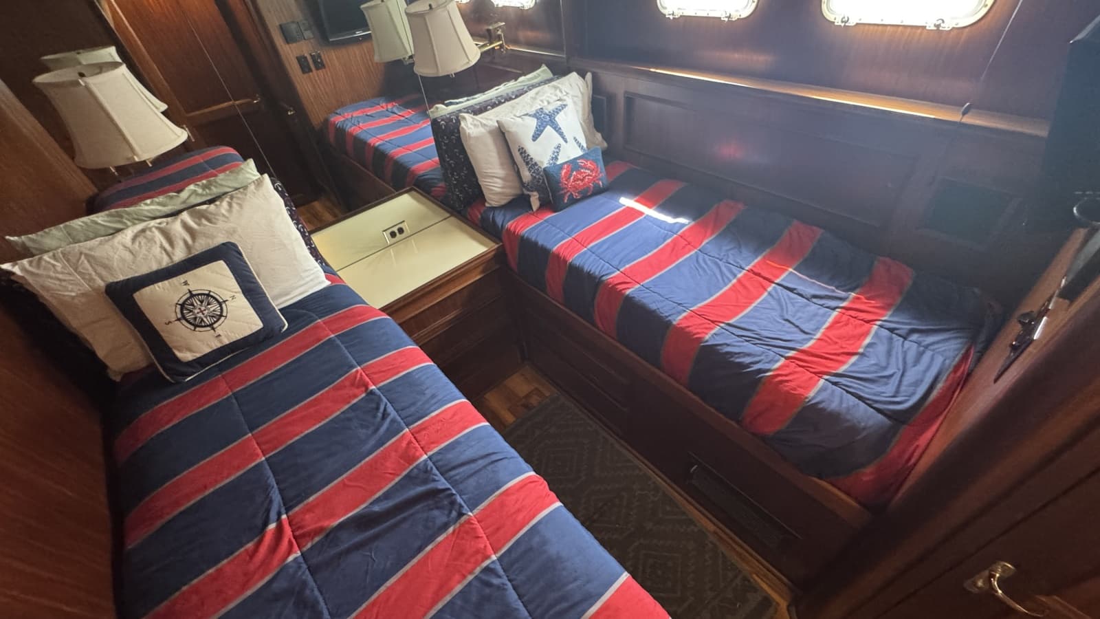 1985 Hatteras 53 Extended Deckhouse - Photo 52