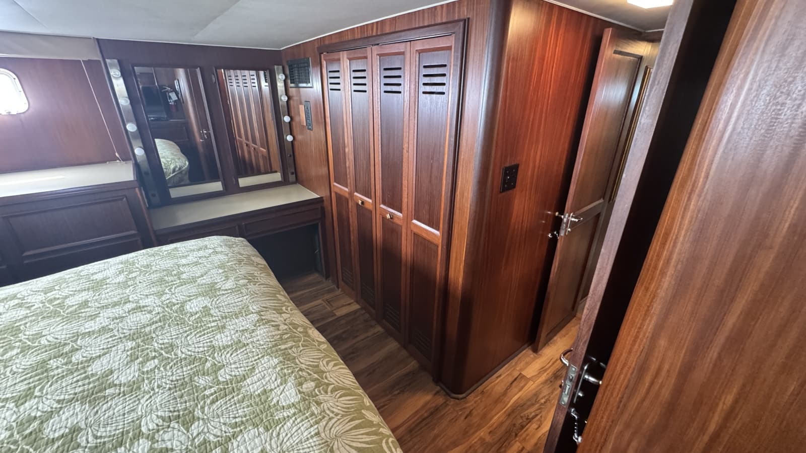 1985 Hatteras 53 Extended Deckhouse - Photo 66