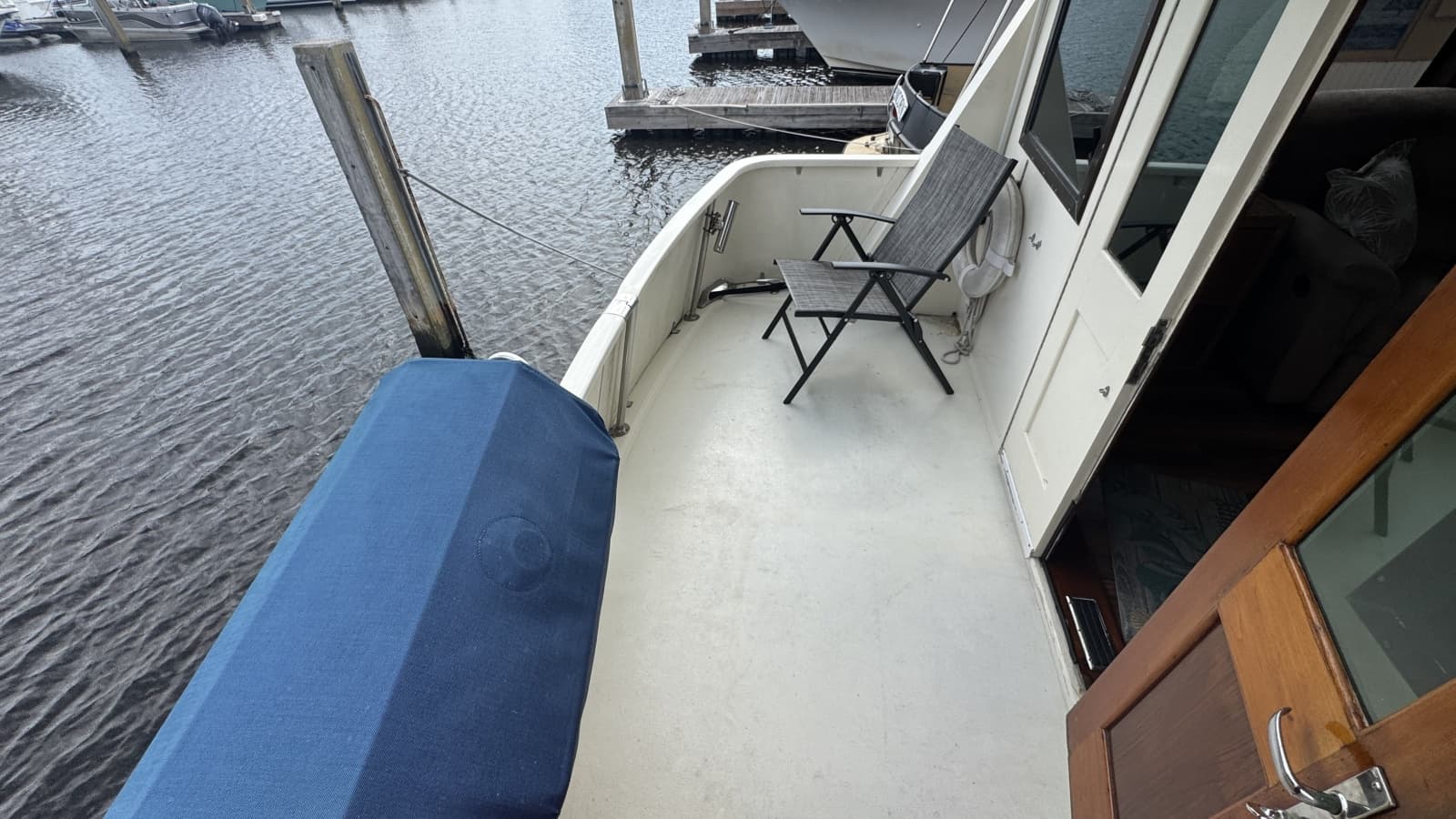 1985 Hatteras 53 Extended Deckhouse - Photo 8