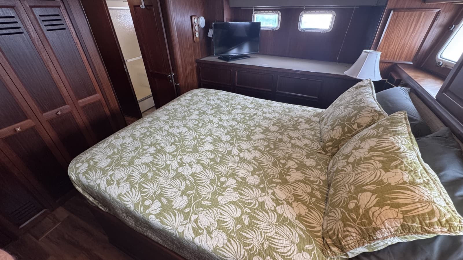 1985 Hatteras 53 Extended Deckhouse - Photo 64