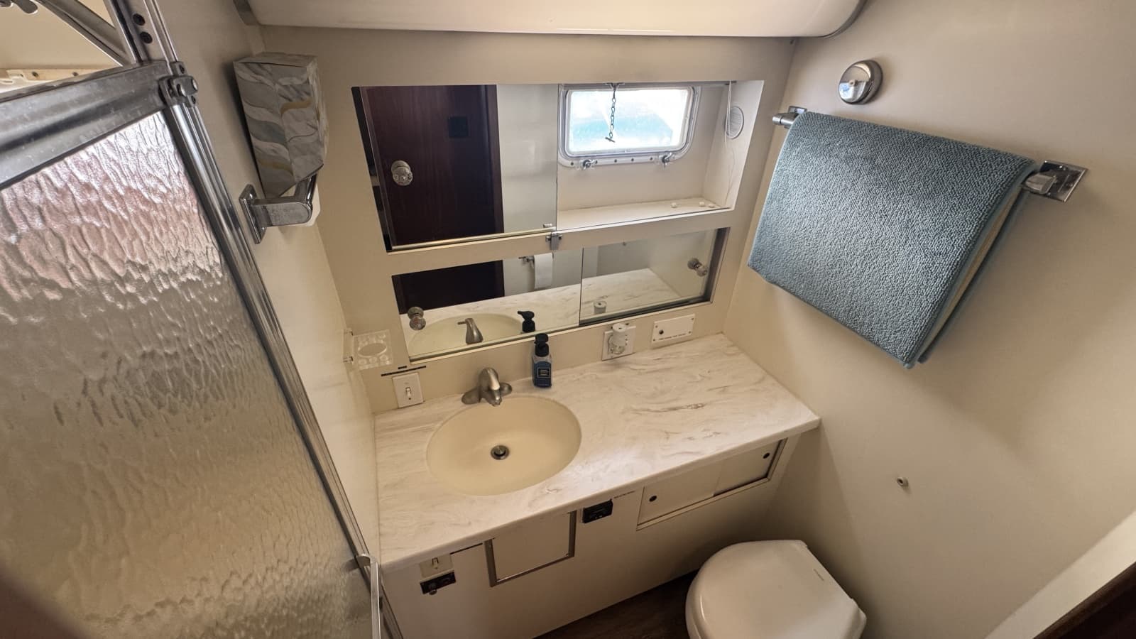 1985 Hatteras 53 Extended Deckhouse - Photo 67