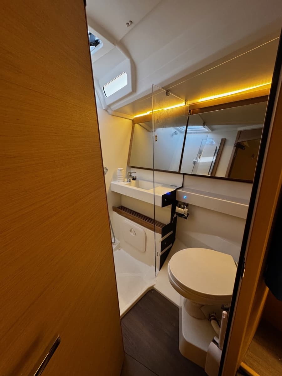 2022 Jeanneau 440 - Photo 9