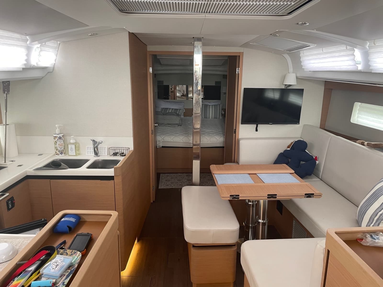 2022 Jeanneau 440 - Photo 2